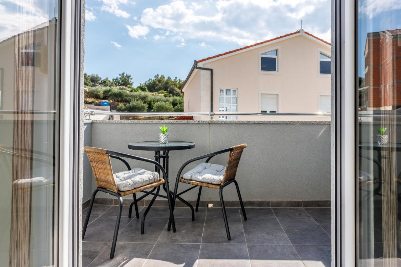 Luxury Apartments Budimir Podstrana Exterior foto